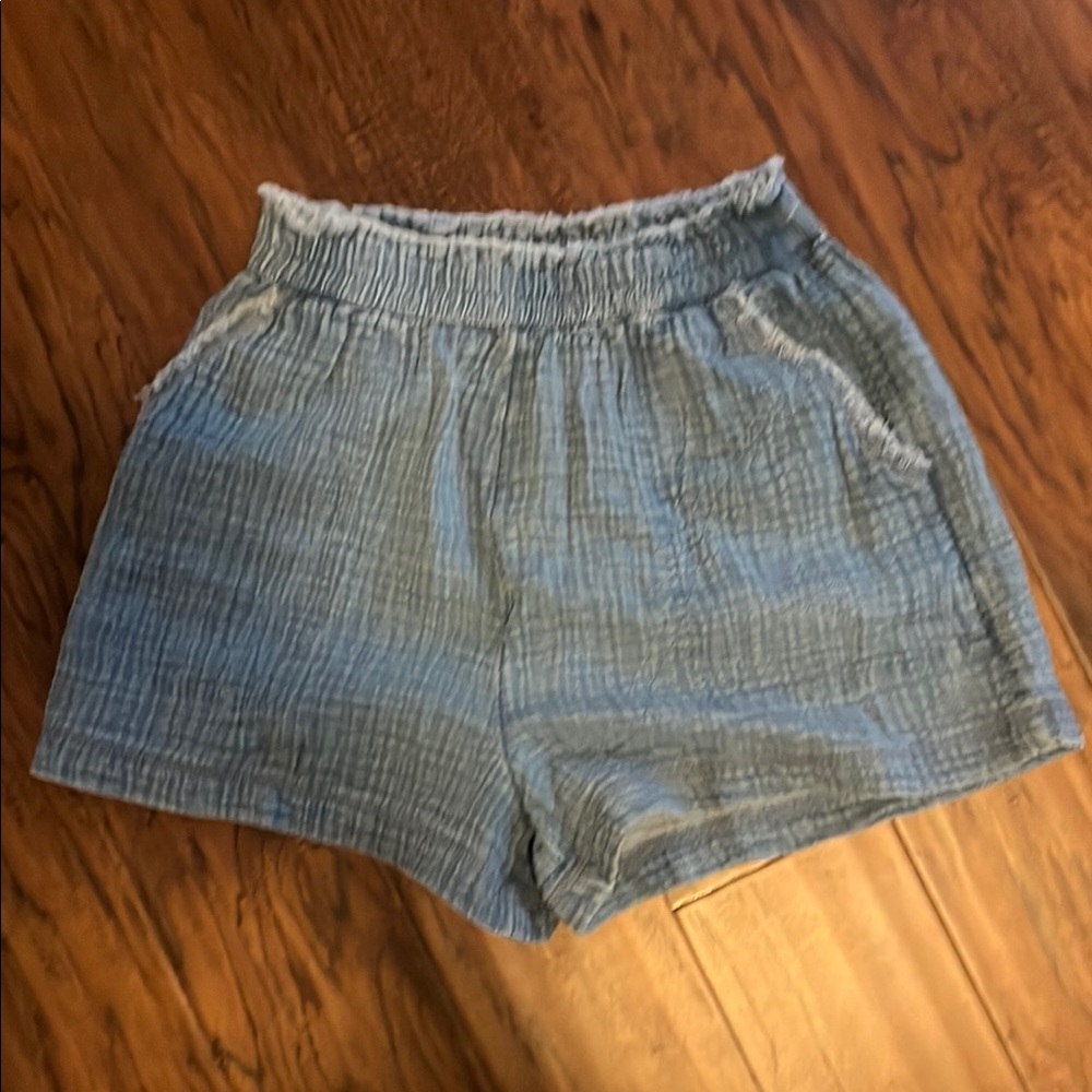 Aerie High-Rise Blue Textured Pull-On Shorts with Smocked Waist